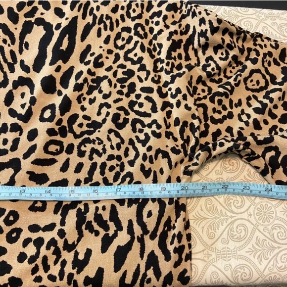 Chico's Sz 2 Leopard Dress Cheetah Midi Shift Animal Print 12/14 - Picture 3 of 13
